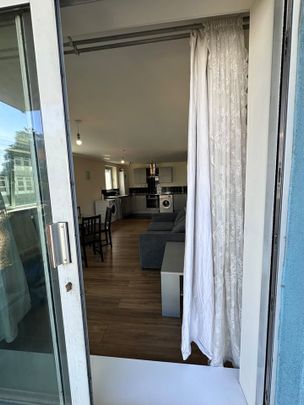 2 Bed Flat, City View, IG1 - Photo 1