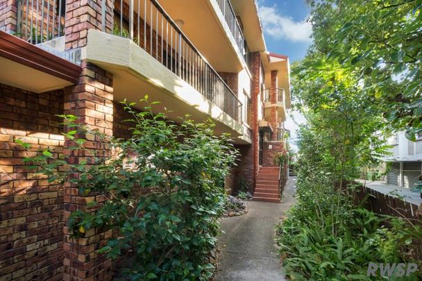 4/60 Bauer St, Southport QLD 4215 - Apartment For Rent | Domain - Photo 1