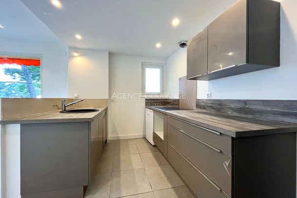 Location Appartement 3 pièces 64m² LA CIOTAT 13600 - Photo 1