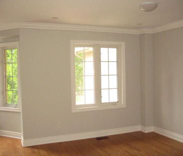 For Lease - 9 Formula Court, Toronto, Ontario - Photo 5