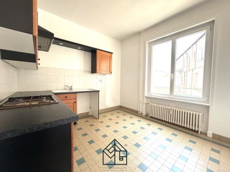 Location Appartement 3 pièces 80m² ROANNE 42300 - Photo 4