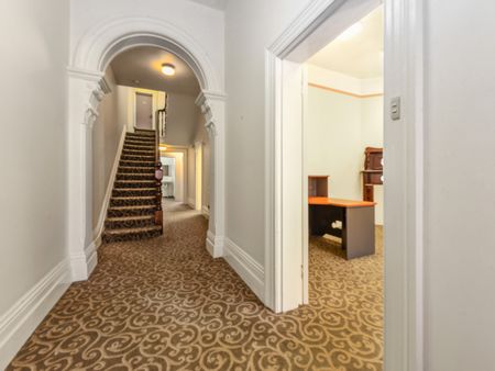 Charming Victorian Terrace in Prime Launceston Location - Photo 2