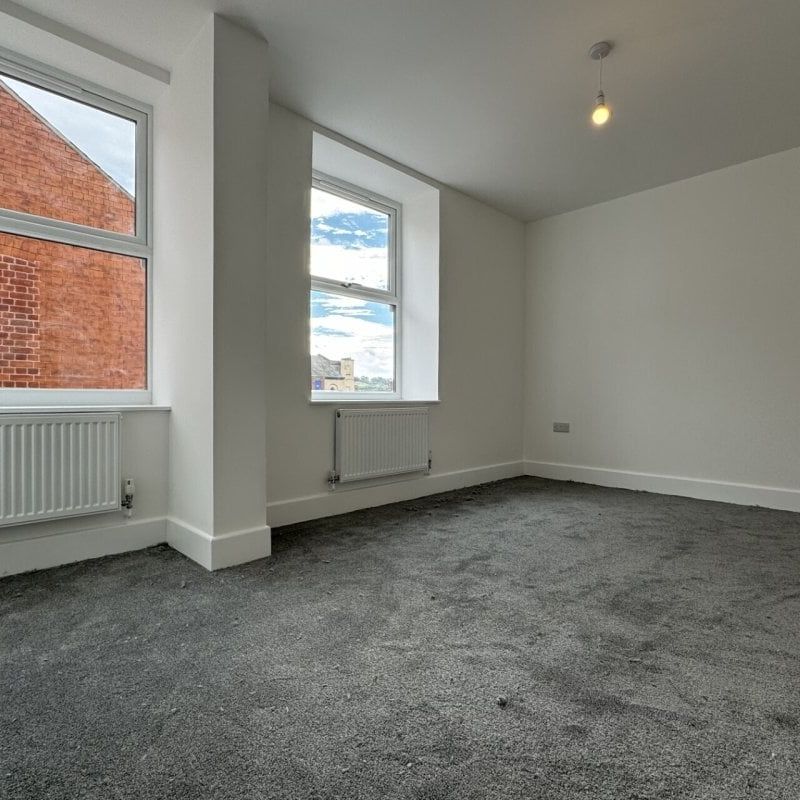 Elmer Street North - Photo 1