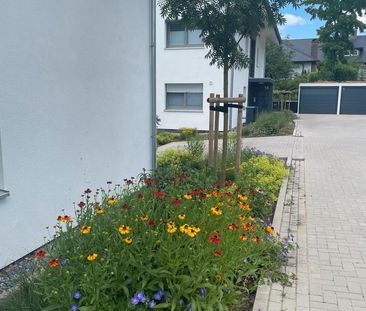 Moderne 2 Zimmerwohnung mit großzügiger Terrasse, Garten, Garage - Foto 1