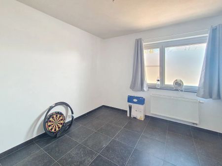 Gelijkvloersappartement met 2 slpks en autostandplaats - Foto 3