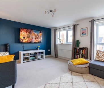 3 bed town house to rent in Elemore Close, Newcastle Upon Tyne, NE13 - Photo 5