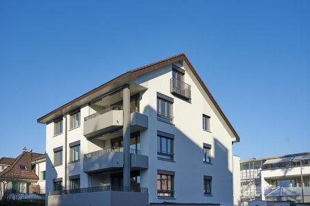 Top moderne 6.5 Zimmer Dach/-Maisonettewohnung an zentraler Lage zu vermieten! - Foto 4