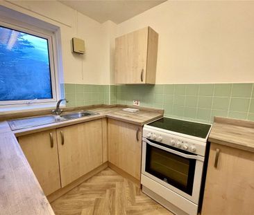 Bourne Close, Bournemouth, Dorset, BH2 - Photo 6