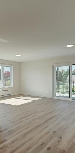 Superbe 5 ½ neuf à Coaticook – 1er mois gratuit – Quartier tranquille - Photo 1