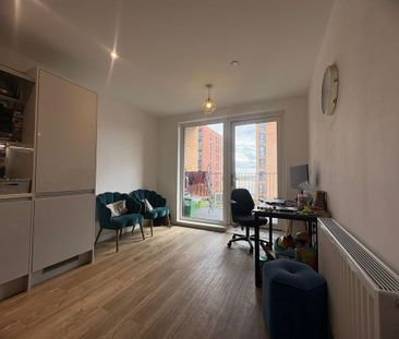 1 bedroom flat to rent - Photo 1