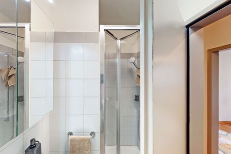 Il lusso sulle acque: Appartamento 3.5 locali con vista sul Lago di Lugano - Foto 4