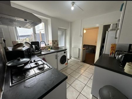 4 bedroom house to rent - Photo 5