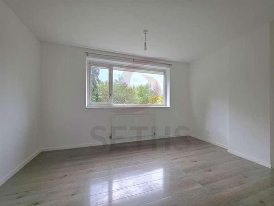 Blaise Grove, Northfields, Leicester, LE4 - Photo 1