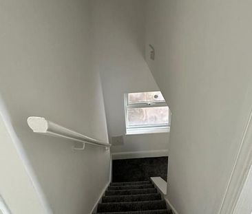 5 bedroom terraced house to rent - Photo 3