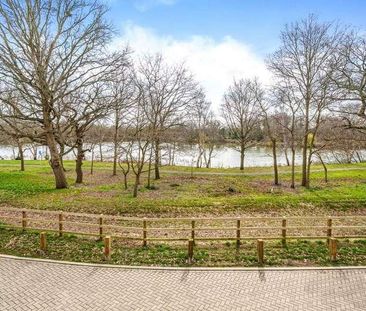 Lakeview Lane, Mytchett, Camberley, Surrey, GU16 - Photo 5