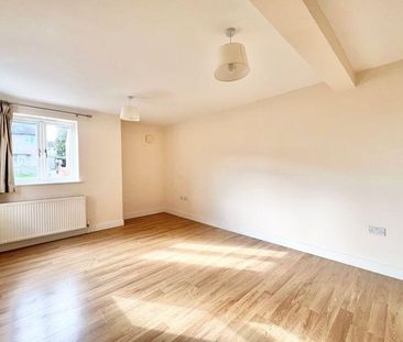 1 bedroom semi-detached house to rent - Photo 2