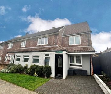 Cedar Road, St. Athan, BARRY - Photo 1