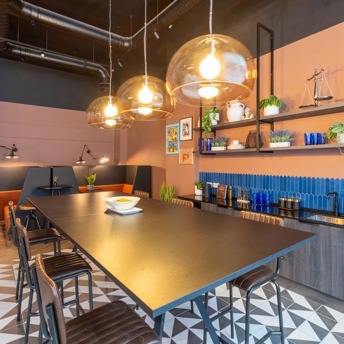 Studio to rent - Photo 1