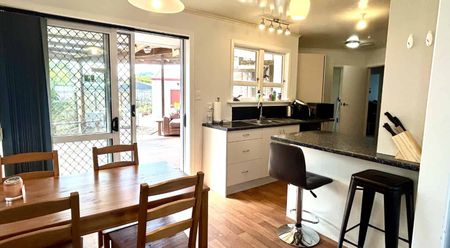 Family-Friendly Living - Photo 2