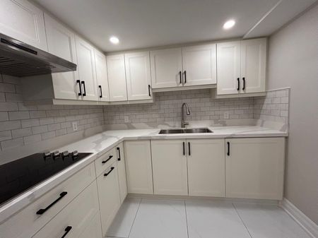 For Lease - 92 Radwell Crescent Unit# Bsmt, Toronto, Ontario - Photo 3