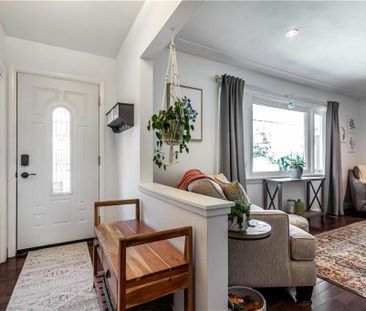 For Lease - 107 Ellis Crescent Unit# Upper, Waterloo, Ontario - Photo 1