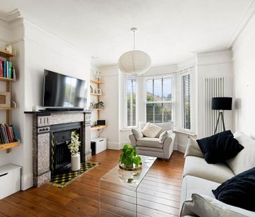 3 bedroom terraced house to rent - Photo 1