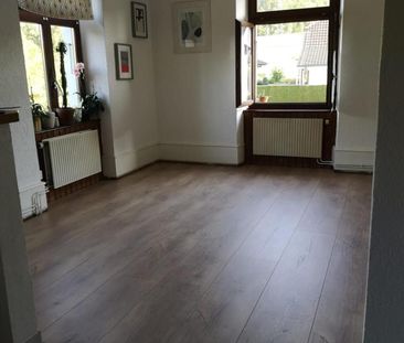 4.5 room apartment with garden and parking space - Photo 1