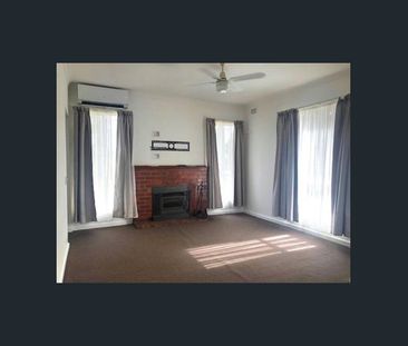 24 McFarland Street, Bacchus Marsh, Vic 3340 - Photo 4