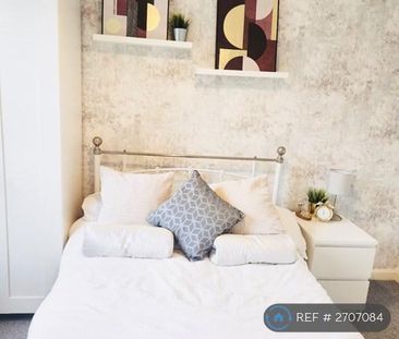 1 bedroom in a house share to rent - Photo 5