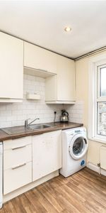 Greenwich South Street, SE10, London - Photo 4