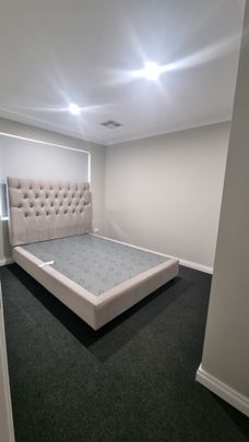 Henley Brook - Photo 1