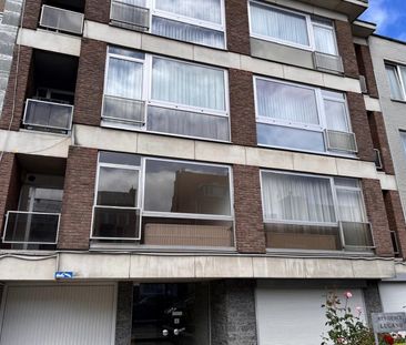 Appartement met 2 slaapkamers, kelder en garagebox - Photo 2