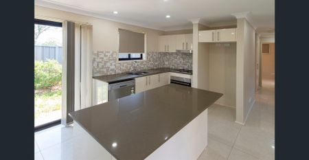 Spacious Granny Flat - Photo 2