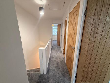 4 bedroom terraced house to rent - Photo 5