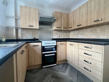 Peters Court, King's Lynn - Photo 3