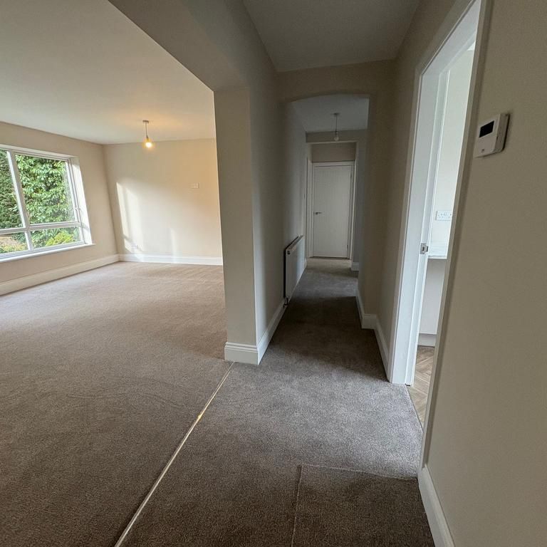 3 bedroom flat to rent - Photo 1