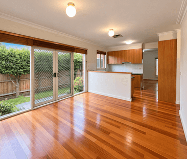 COMFORTABLE & SPACIOUS LIVING - Photo 2