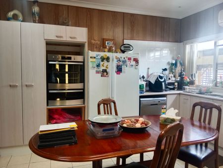 Cosy and comfortable home in convenient location - Photo 2