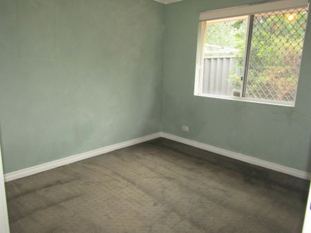 FAMILY HOME - Photo 5
