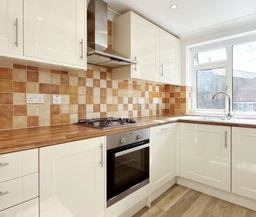 2 bedroom property to rent - Photo 3
