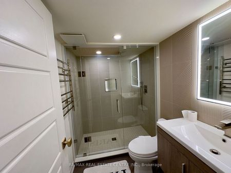 For Lease - 271 Sixteen Mile Drive, Oakville, Ontario - Photo 5