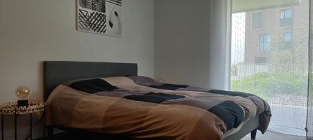 Beau studio avec terrasse - Photo 4