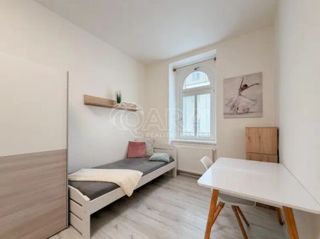 K PRONÁJMU - část dvoulůžkového pokoje ve zrekonstruovaném bytě 3+1, ul.Jeronýmova, České Budějovice - Fotografie 2