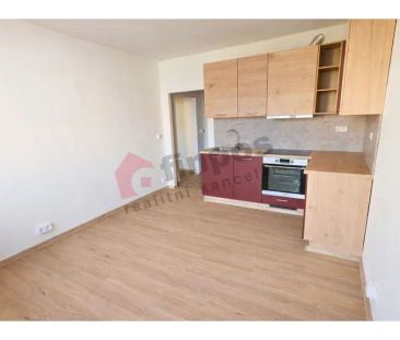 Pronájem bytu 2+kk Uničov - Fotografie 3