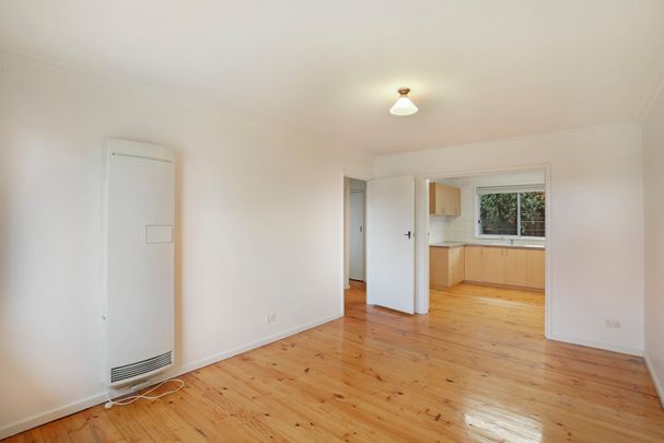 3/193 Albert Street, Reservoir VIC 3073 - Photo 1