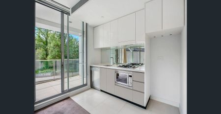 Modern Apartment in Convenient Location - Photo 2