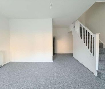 Pinders Road, Hastings, TN35 - Photo 1