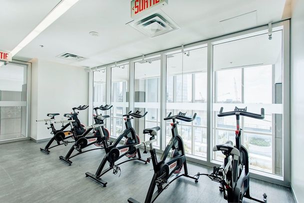 1050 Rue Drummond, Montréal (Ville-Marie), QC H3B - Photo 1