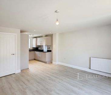 3 bedroom house to rent Southampton Street, Faringdon, SN7 - Photo 2