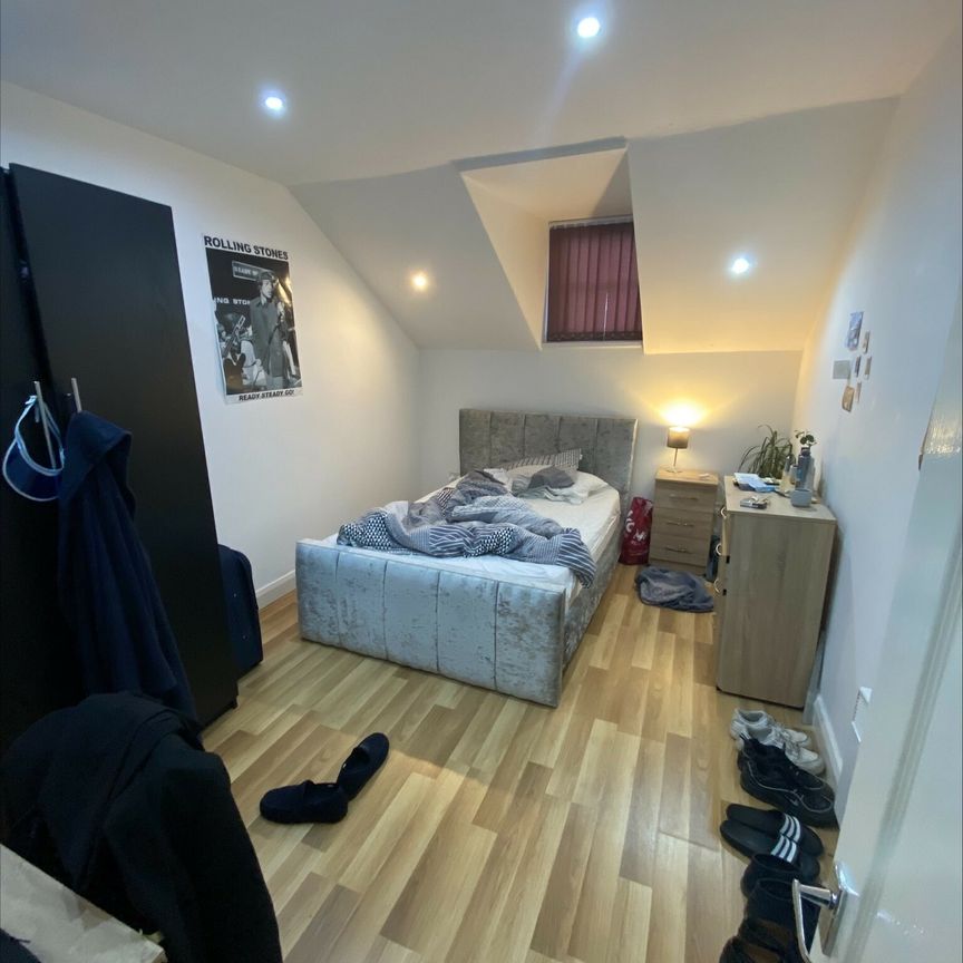 Mabgate, Leeds, LS9 - Photo 1